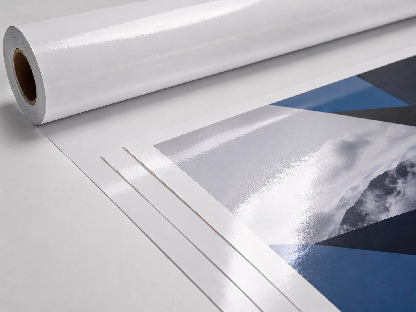Gloss synthetic paper for commercial printing