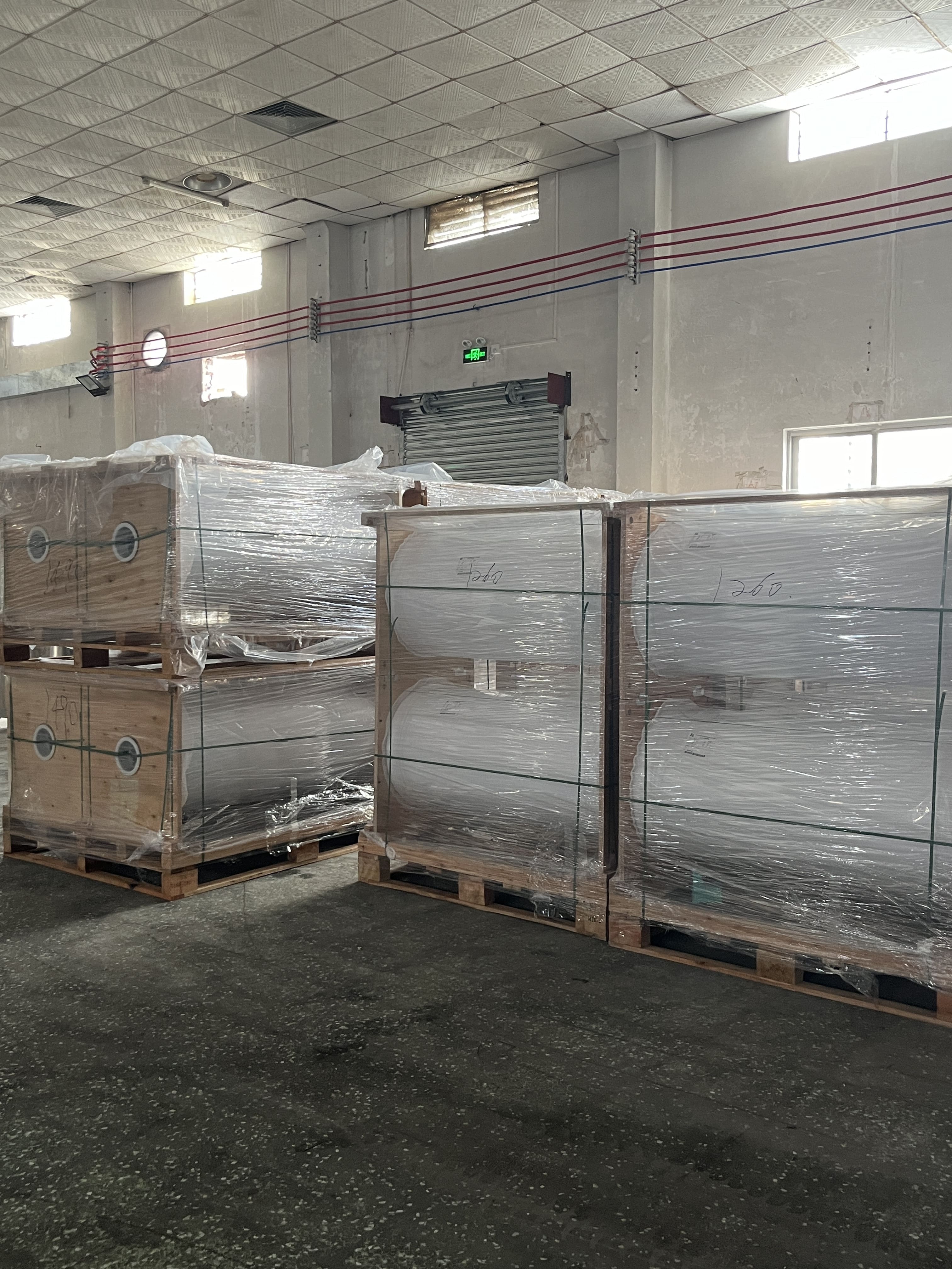 LIZHENG modern synthetic paper factory warehouse and bulk roll stock